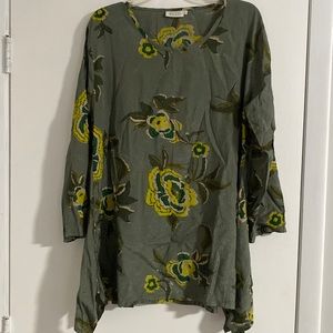 Masai Women’s Large Green Floral Tunic Blouse